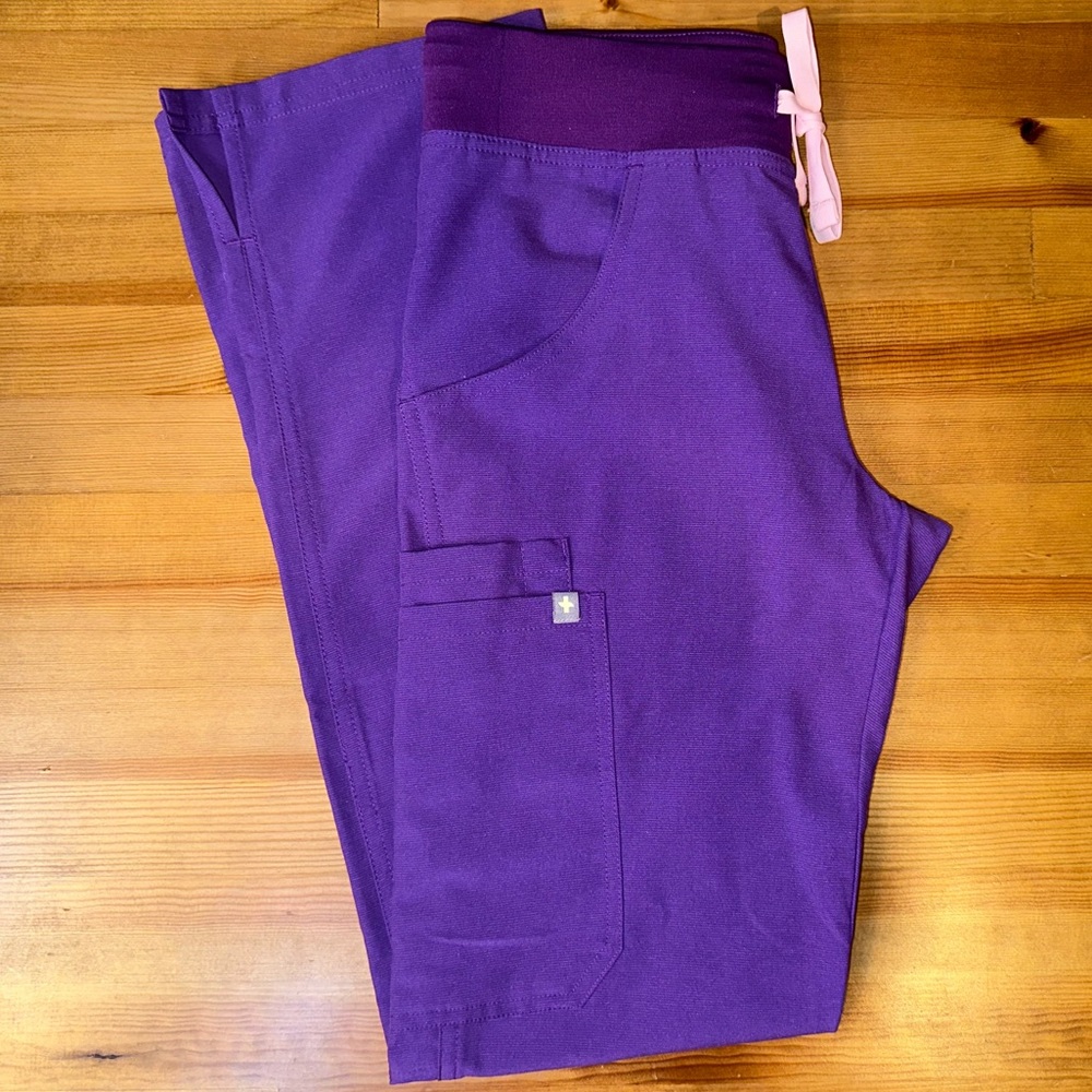 FIGS Ultra Violet Kade Cargo Scrub Pants XXS